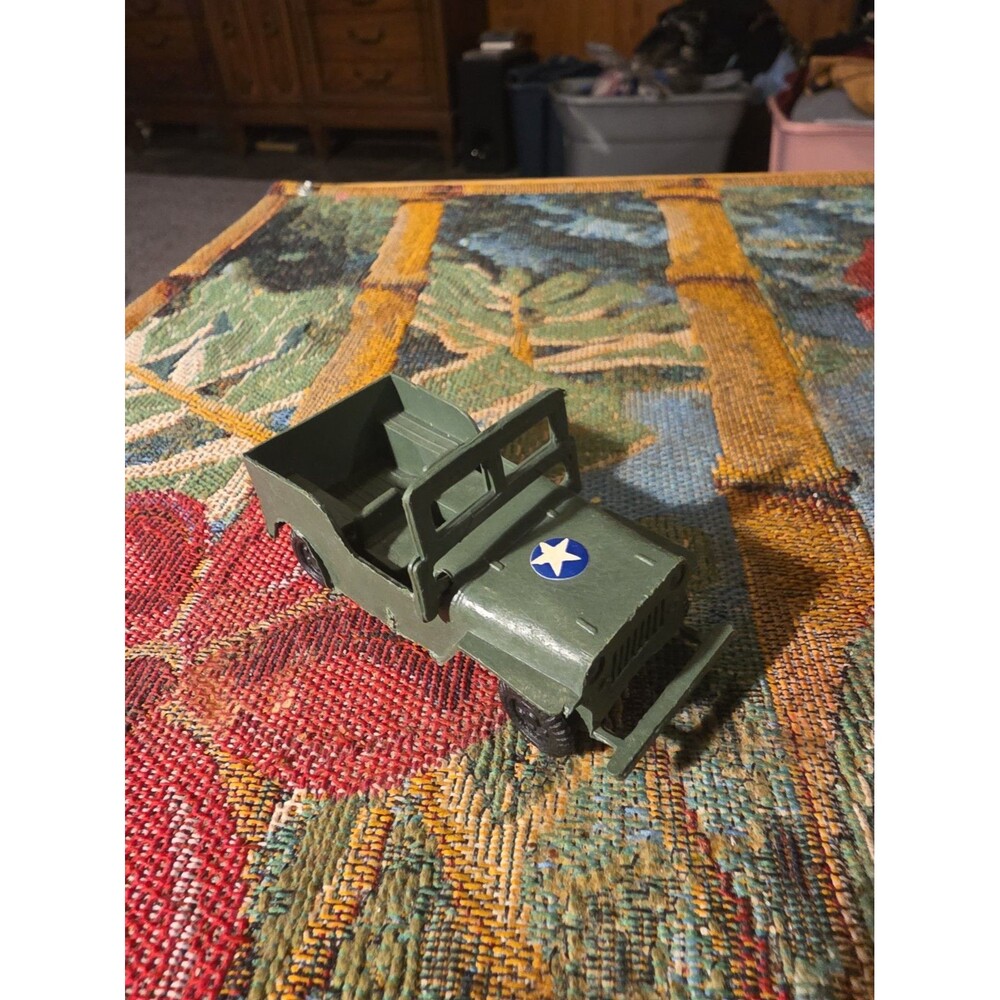 Marx & Co Willyz Army Jeep Vintage Plastic Jeep W Windshield WW 2
